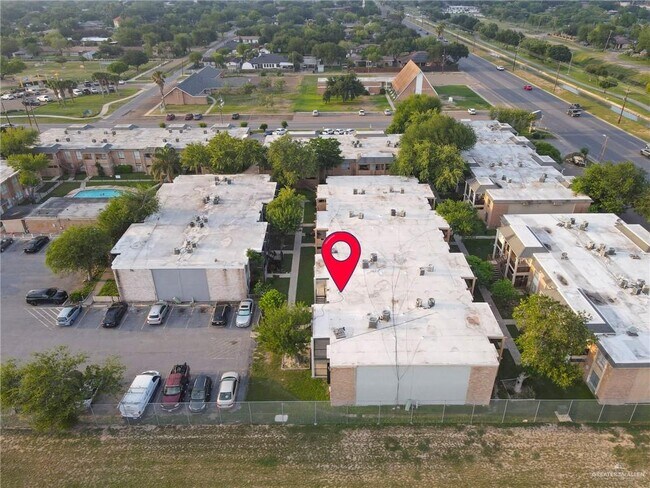 Foto del edificio - 21 Col Rowe Blvd