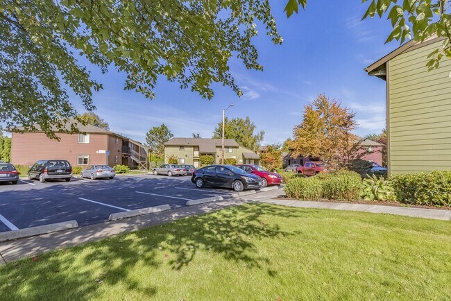 Building Photo - 455 W Marquam St