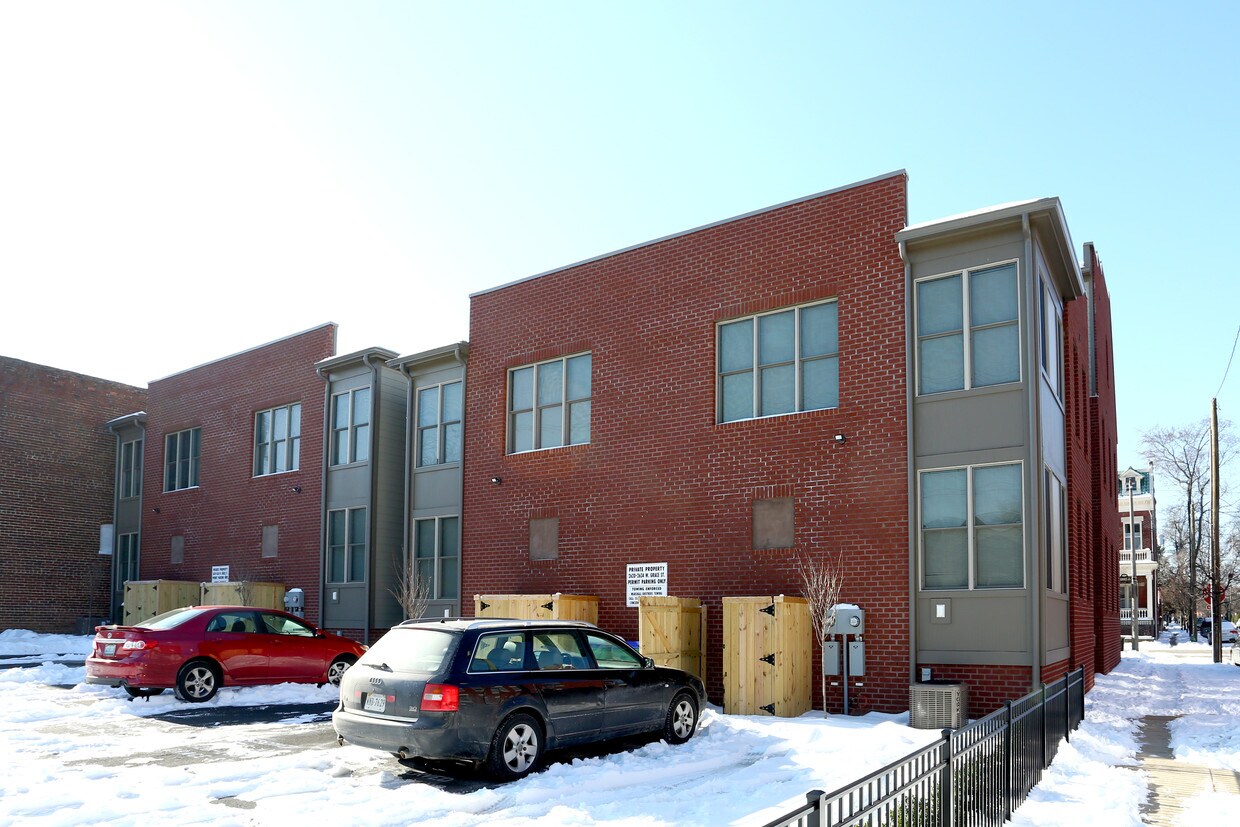 Foto del edificio - 2620-2622 W Grace St