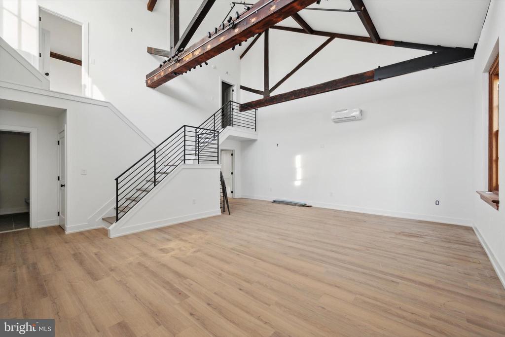 Primary Photo - 808-18 N 3rd St