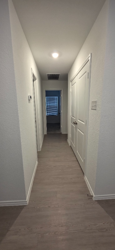 Building Photo - 115 Kings Row Ln