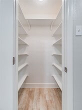 Building Photo - 6923 Kearney Dr