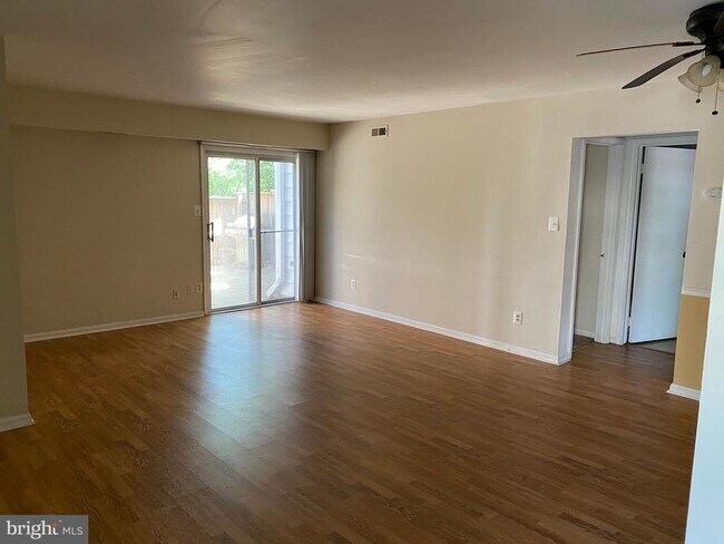 Foto del edificio - 13701 Autumn Vale Ct