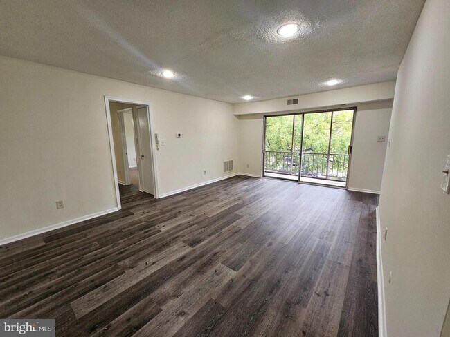Foto del edificio - 21 Par Haven Dr