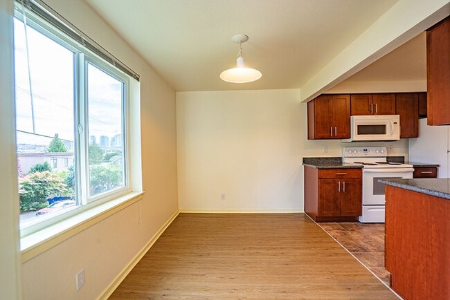 Interior Photo - 6th Ave Apartments