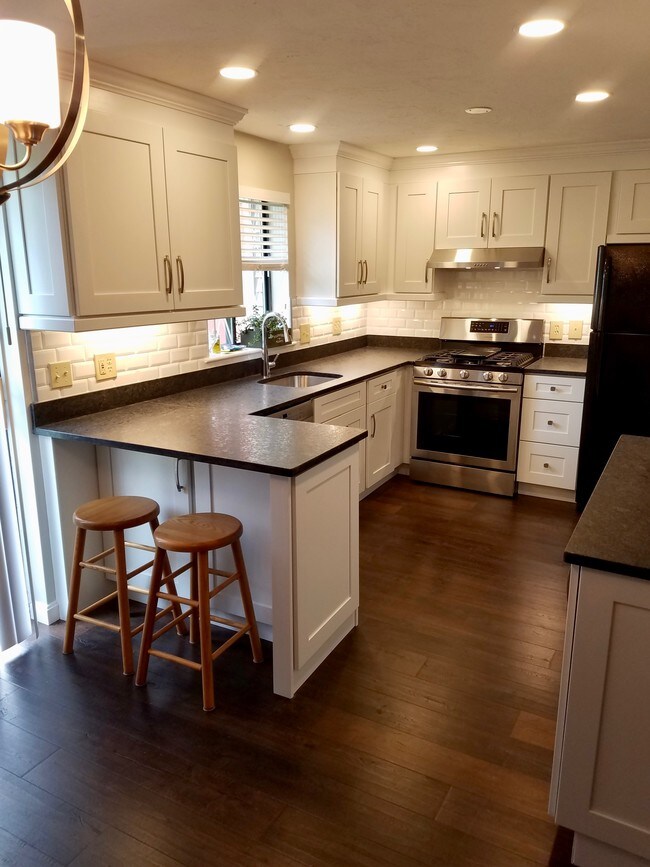 Building Photo - 3 Burberry Ct