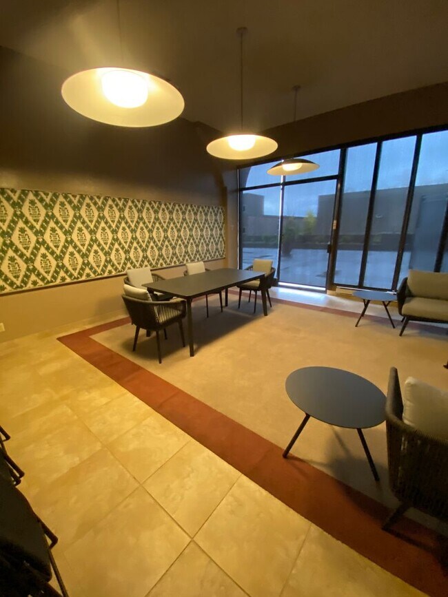 Foto del edificio - Experience Vintage Luxury and Charm in Cap...