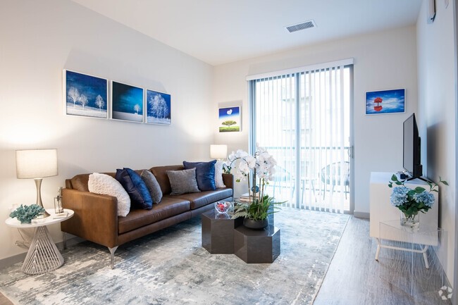 1BR, 1BA - 632SF - Elevate Apartments