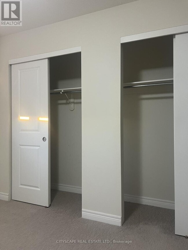 Building Photo - 7768 Ascot Cir