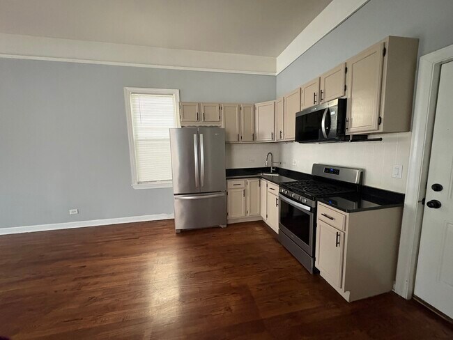 Foto del edificio - 5025 W 29th Pl