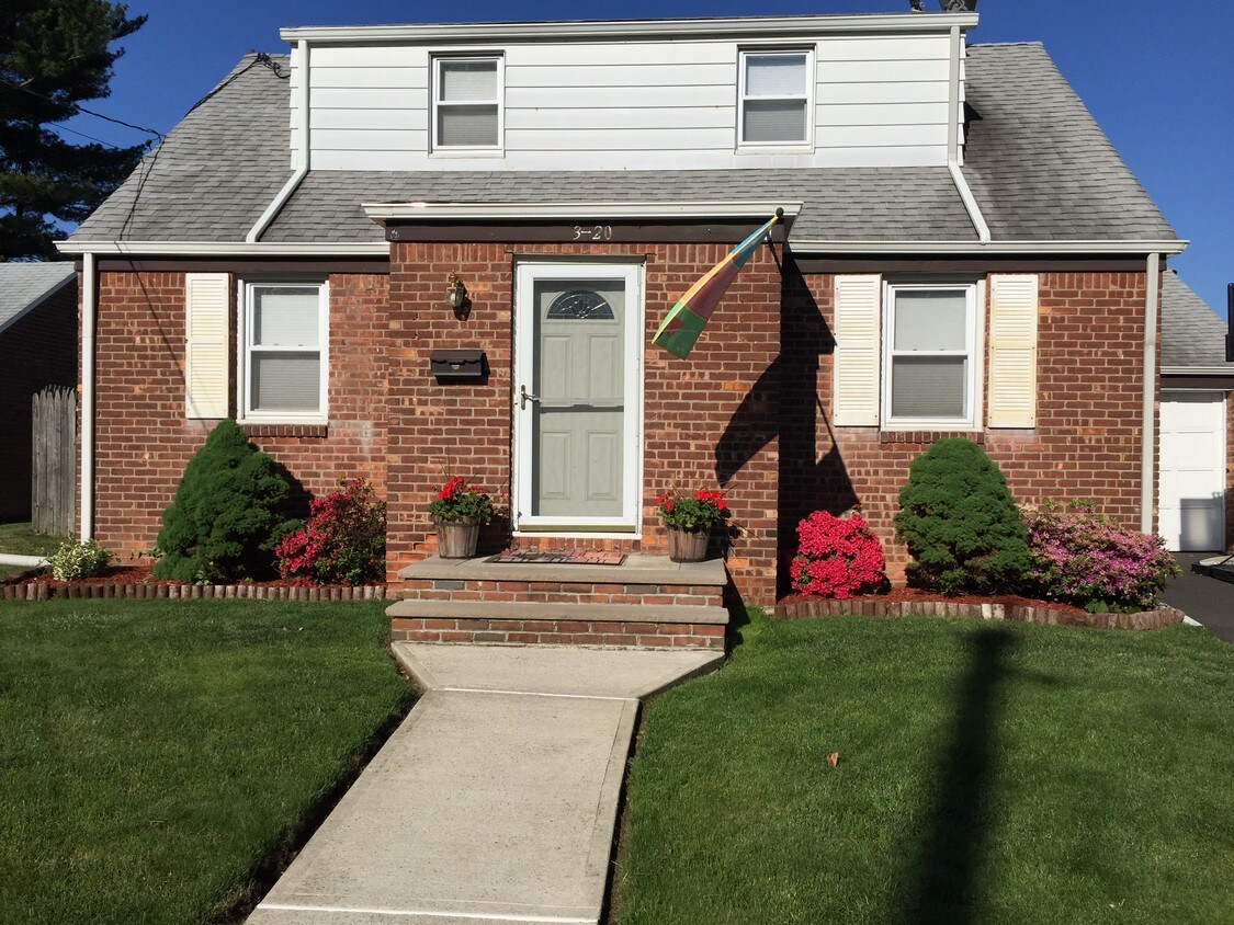 320 Plaza Rd, Fair Lawn, NJ 07410 House Rental in Fair Lawn, NJ