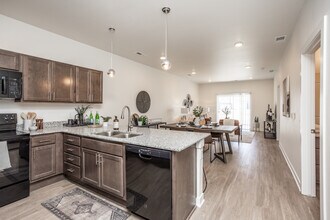 Centennial Crossing photo'