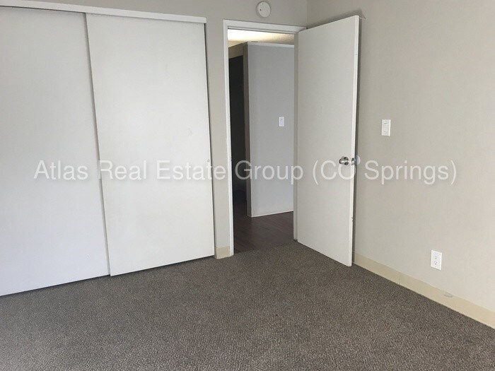 Primary Photo - 233 E Arvada St
