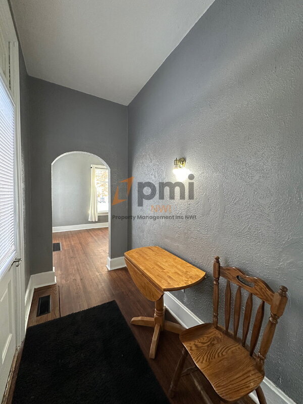 Foto del edificio - 912 Chicago St