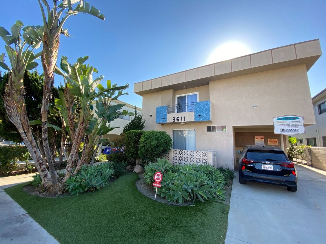 Primary Photo - 3611 Mentone Ave