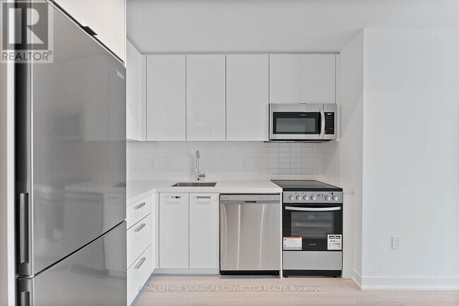 Photo du bâtiment - 284 King St E