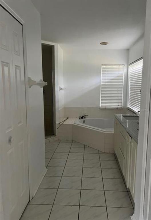 Foto del edificio - 3335 La Salle Ave