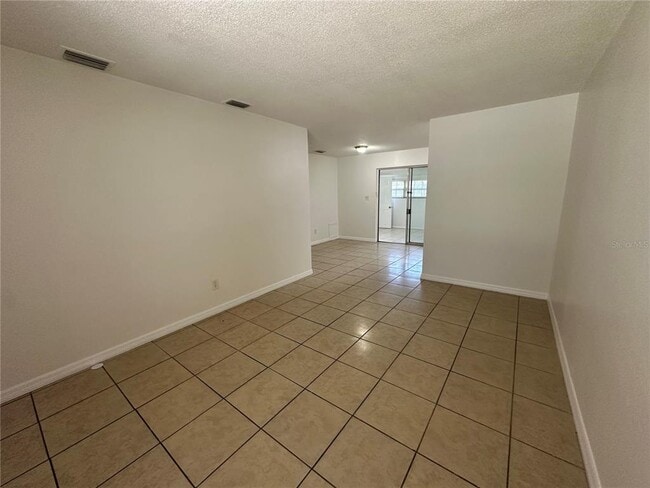 Foto del edificio - 4072 Kirkland Blvd
