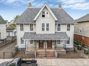 Building Photo - 276 Pequonnock St
