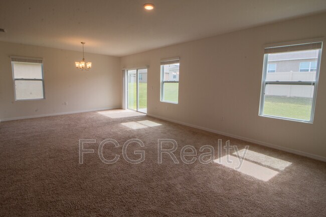 Building Photo - 252 Willow Bend Dr