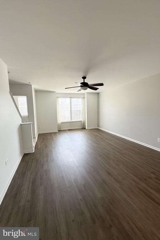 Foto del edificio - 23201 Foxglove St