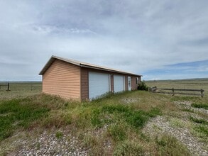 Building Photo - 100 Wodrich Rd