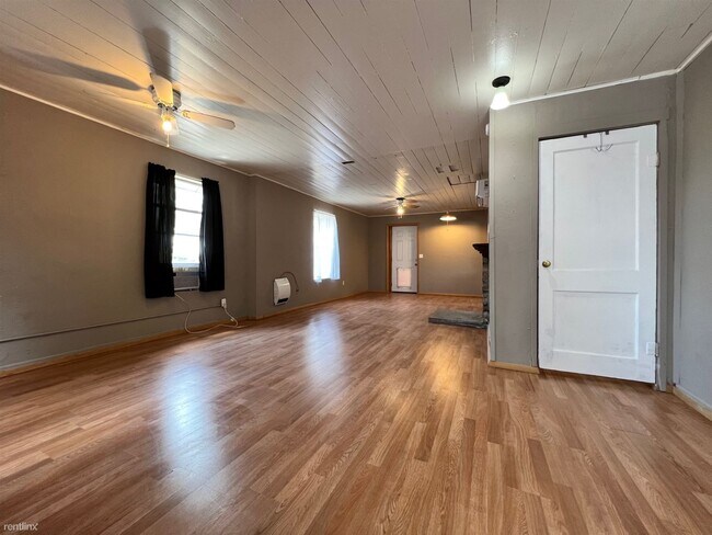 Building Photo - Studio, 1 bath House - 304 South Mountain ...