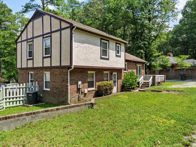 Foto del edificio - 8535 Old Spring Rd
