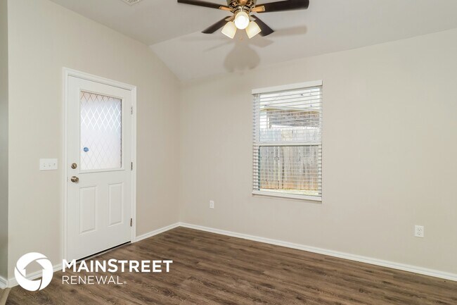 Building Photo - 13200 Beekman Dr