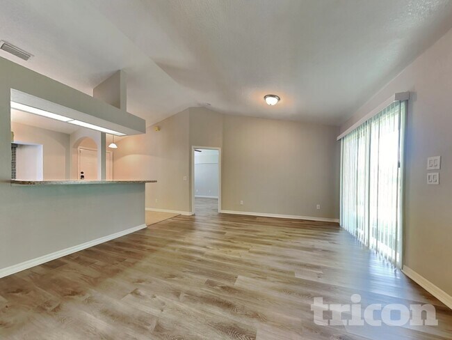 Foto del edificio - 7352 Bolten Ln