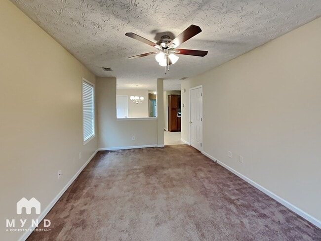 Foto del edificio - 161 Alton Cir