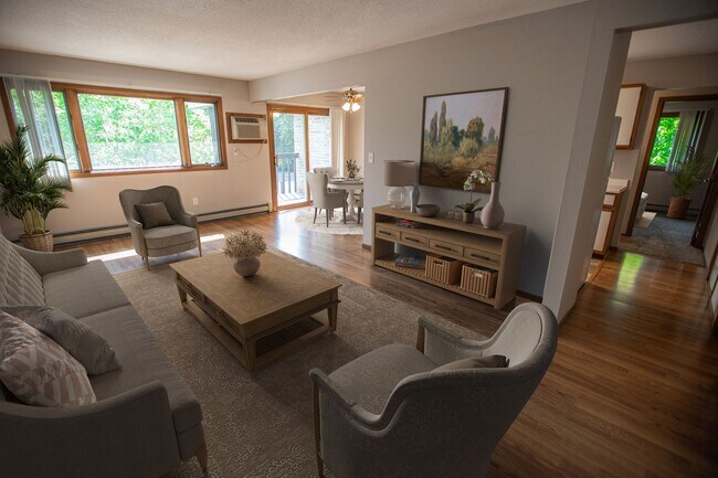 Foto del edificio - 2 Bedroom available at Woodridge Apartments in Northfield!