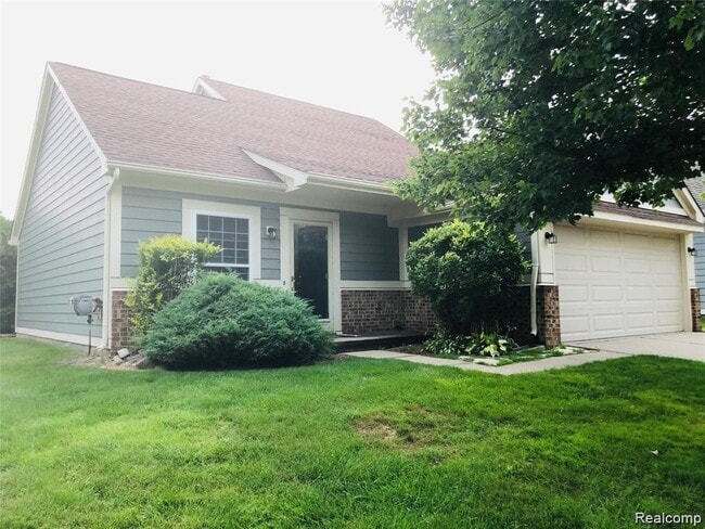 Building Photo - 41419 Cornell Dr