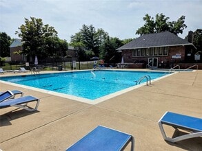 Building Photo - 13415 Land O Woods Dr