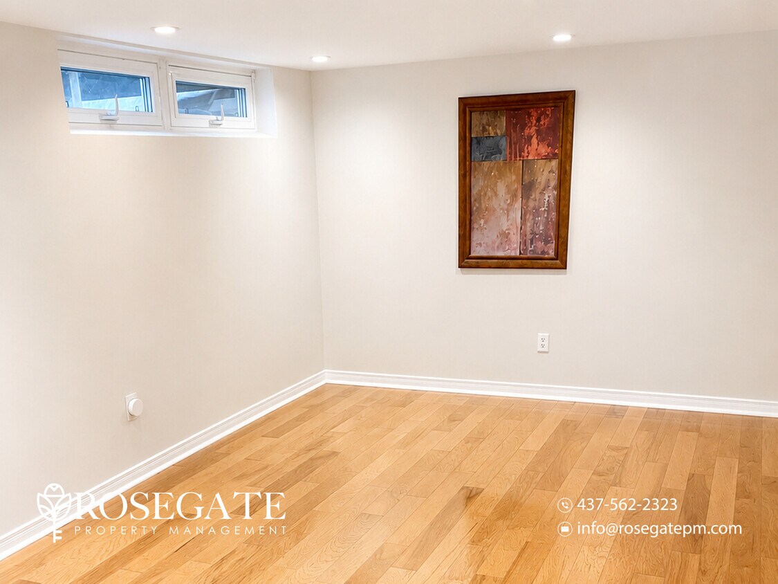 Building Photo - Pet-Friendly All-Inclusive 1-Bedroom Basement Apartment with Fireplace – Newmarket