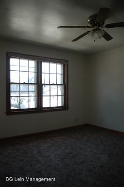 Building Photo - 120 S 76th St