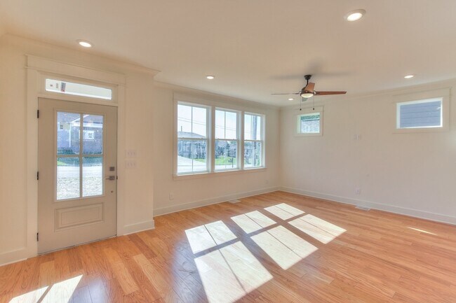 Foto del edificio - 3600 Quail Dr