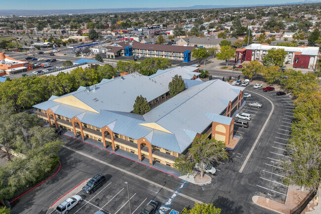 Foto del edificio - Los Altos Lofts