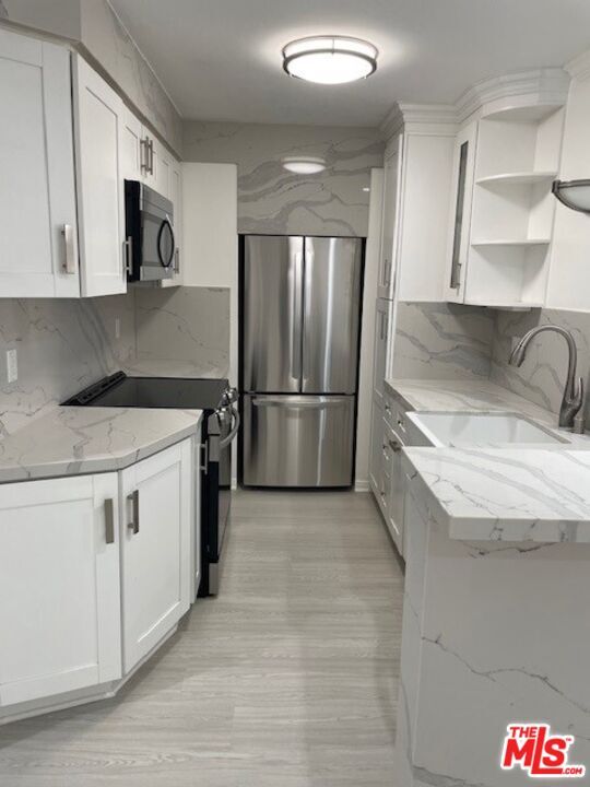 Foto del edificio - 11750 W Sunset Blvd