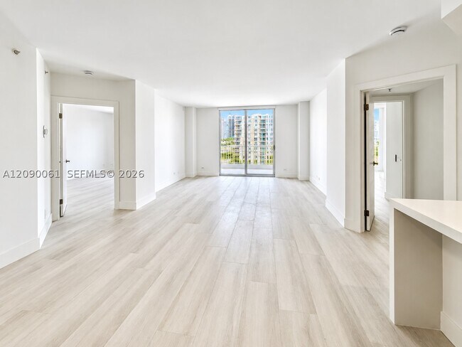 Foto del edificio - 701 Brickell Key Blvd