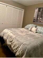 Building Photo - 533 Madison St