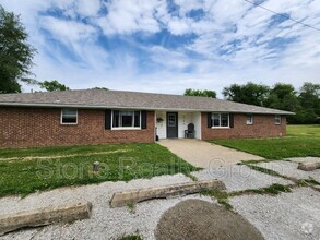 Building Photo - 3742 E Beulah Ave