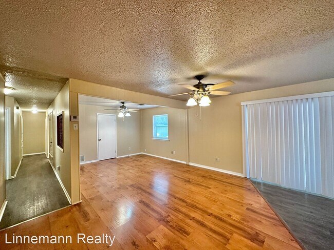 Foto del edificio - 3 br, 2 bath House - 504 Dianne Dr