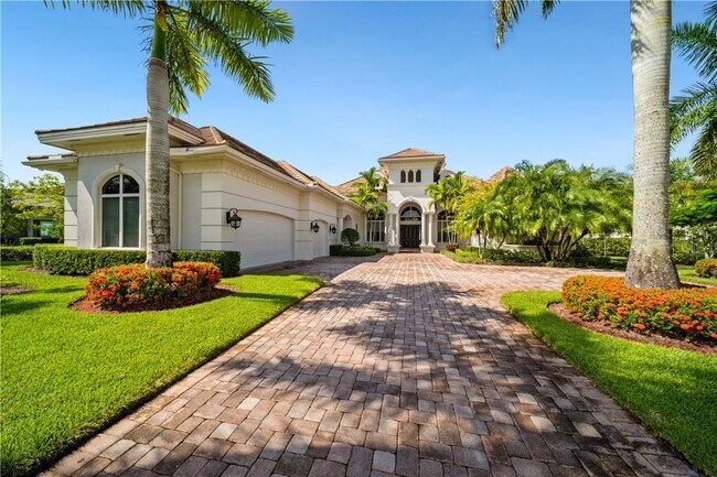 Foto del edificio - 3111 Lake Ridge Ln