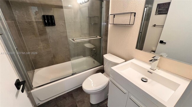Photo - 3538 SW 17th St Townhome