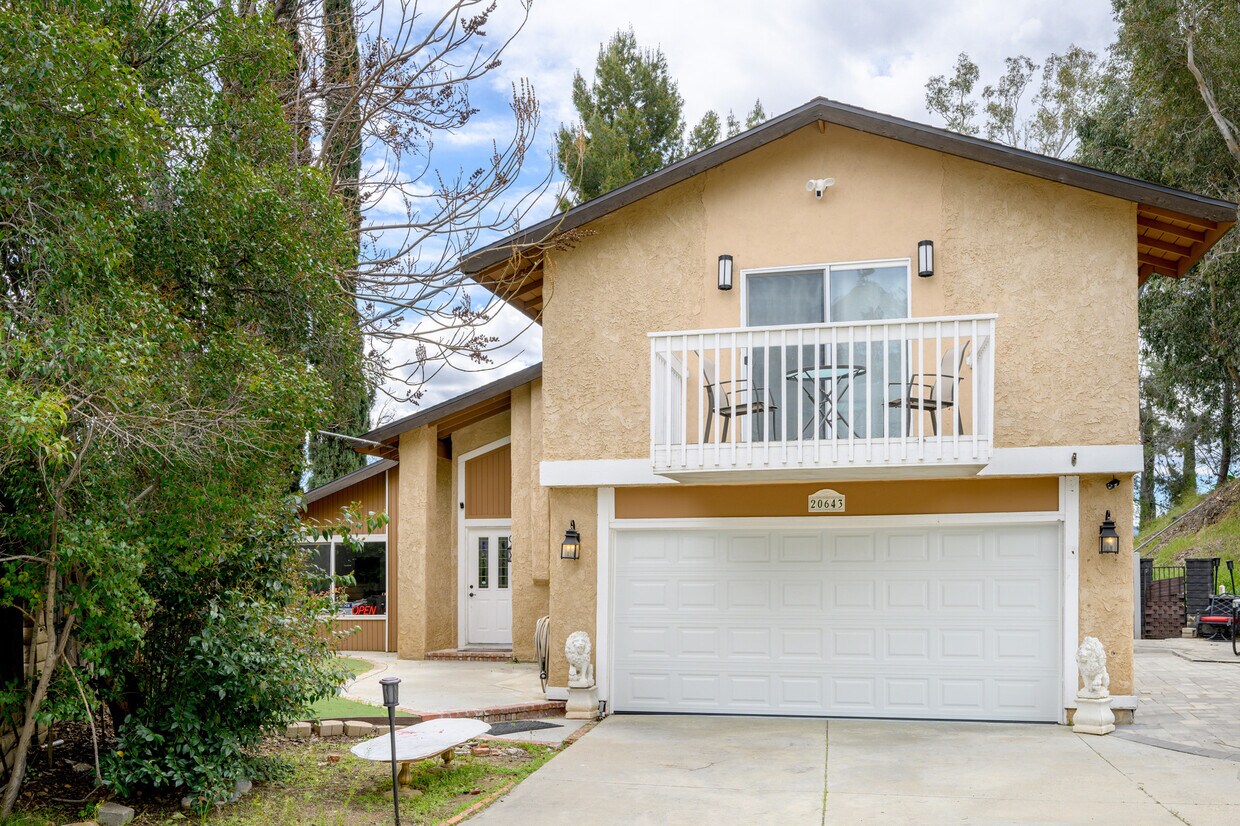 Primary Photo - 20643 Calhaven Dr