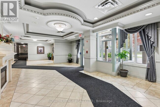 Photo du bâtiment - 5039 Finch Ave E