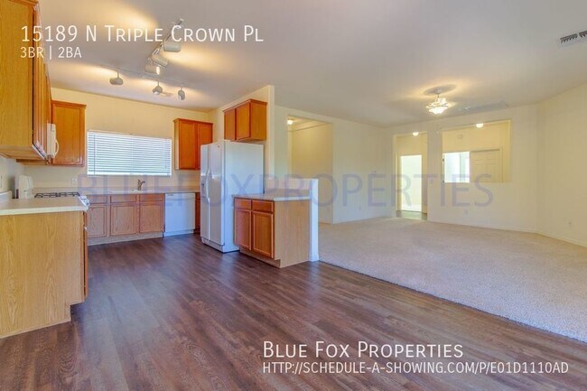 Building Photo - 15189 N Triple Crown Pl
