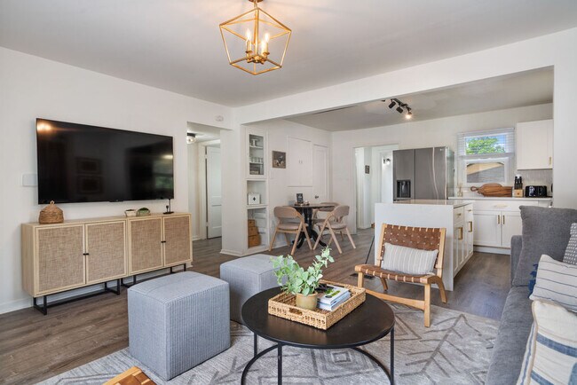 Foto del edificio - 116 S Hudson St