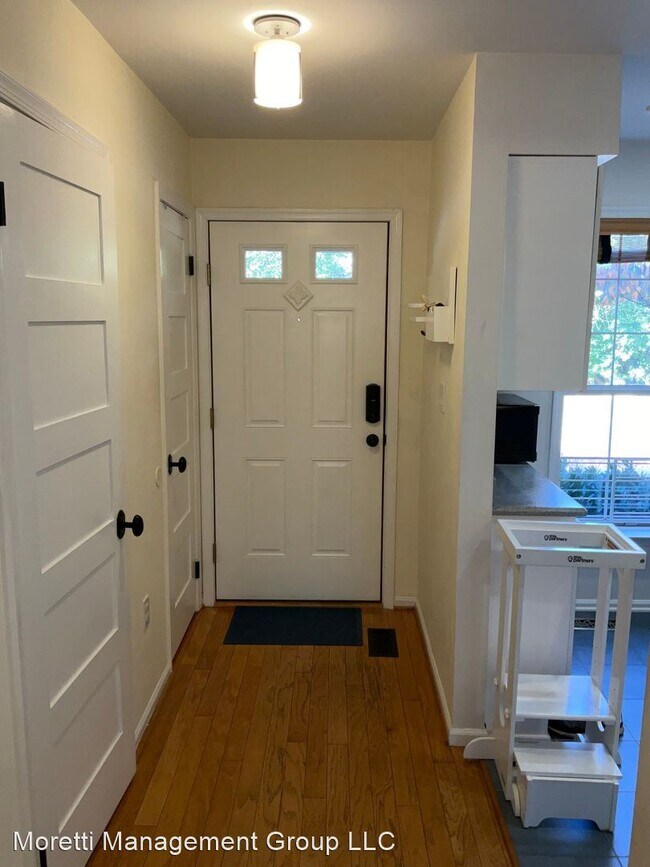 Foto del edificio - 2 br, 2.5 bath House - 2002 Derby Ridge Lane